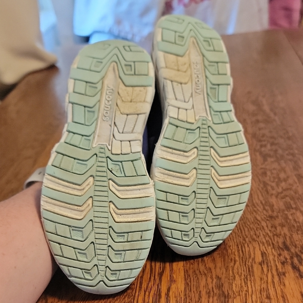 Saucony Purple and Mint Kids Sneakers Sz 2.5 - Picture 3 of 5